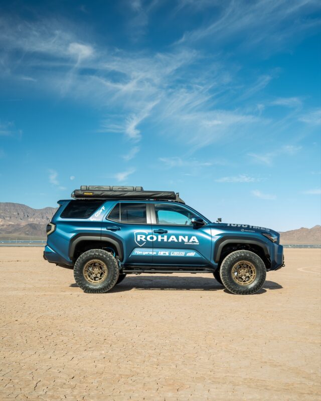 GSWF Sapphire Silk PPF sapphire синьо сатенено защитно фолио за автомобил